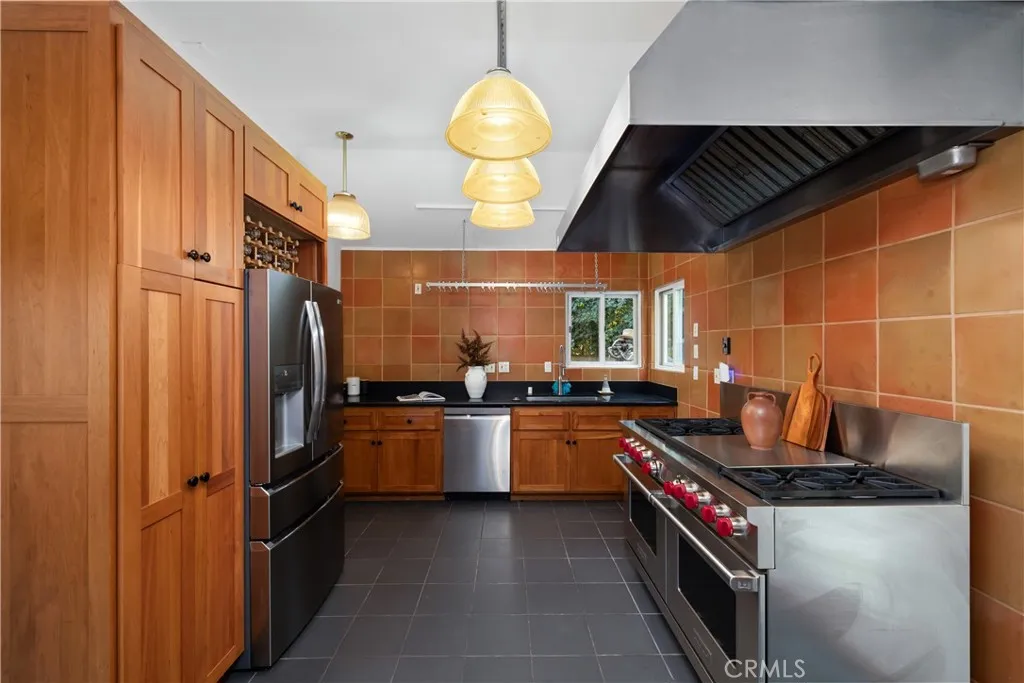 719 Ridgeside, Monrovia, California 91016 home-pic-25