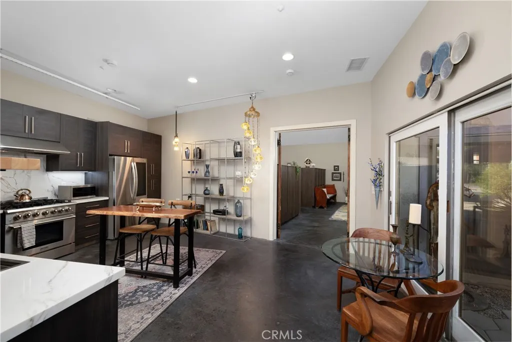 719 Ridgeside, Monrovia, California 91016 home-pic-50