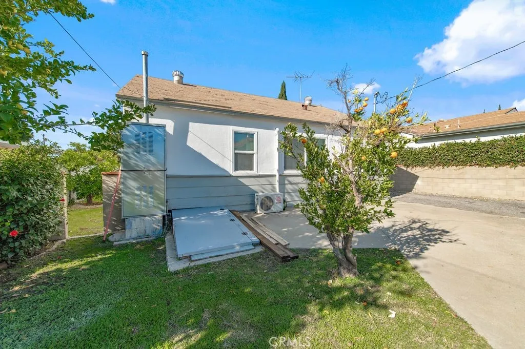922 N 4th Avenue, Upland, California 91786 home-pic-30