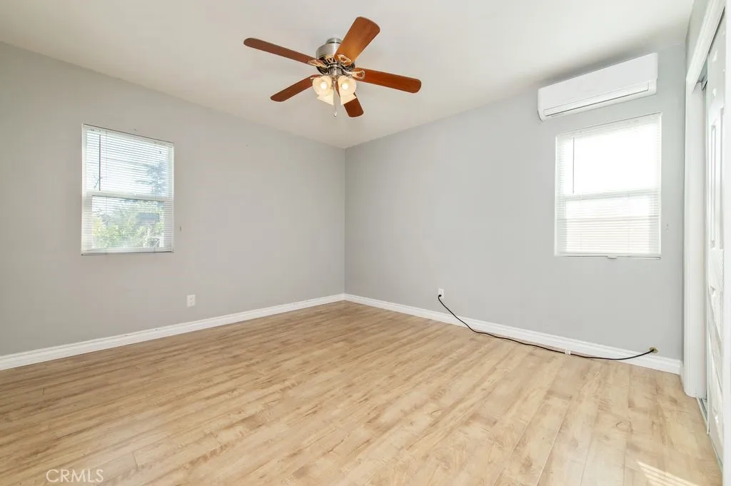 922 N 4th Avenue, Upland, California 91786 home-pic-14