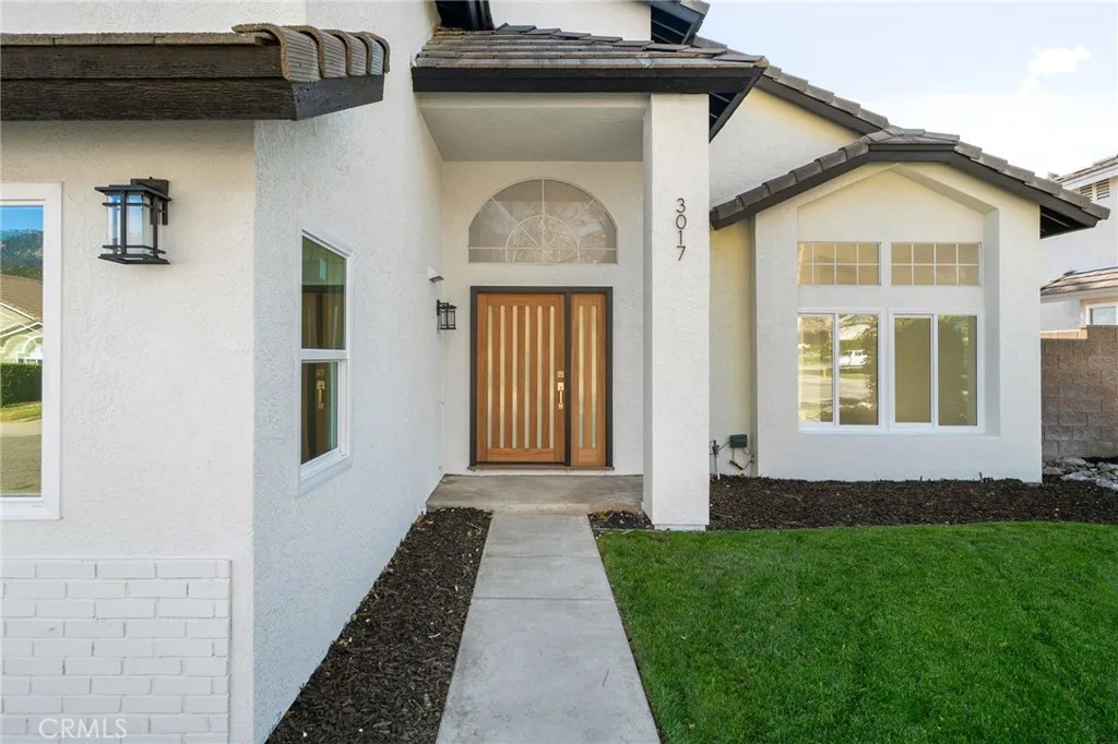3017 W Meyers, San Bernardino, California 92407 home-pic-2