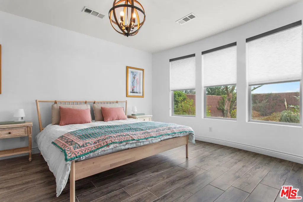 82425 Murray Canyon Drive, Indio, California 92201 home-pic-12