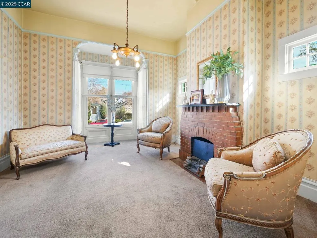 2154 Encinal Ave, Alameda, California 94501 home-pic-6