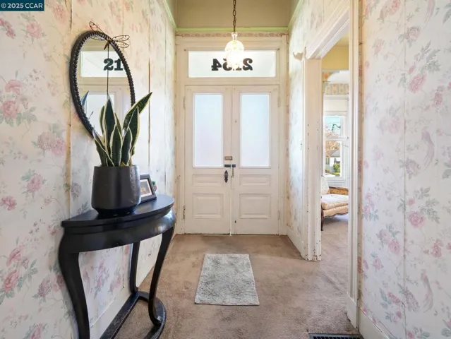 2154 Encinal Ave, Alameda, California 94501