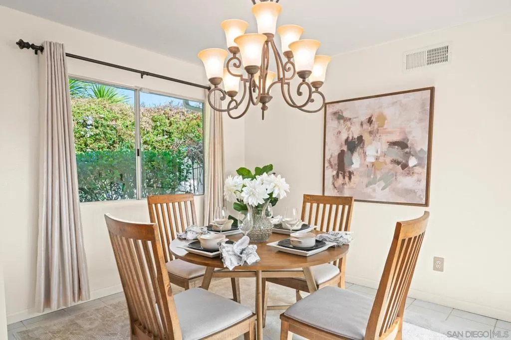 14105 Durhullen Dr, Poway, California 92064 home-pic-3