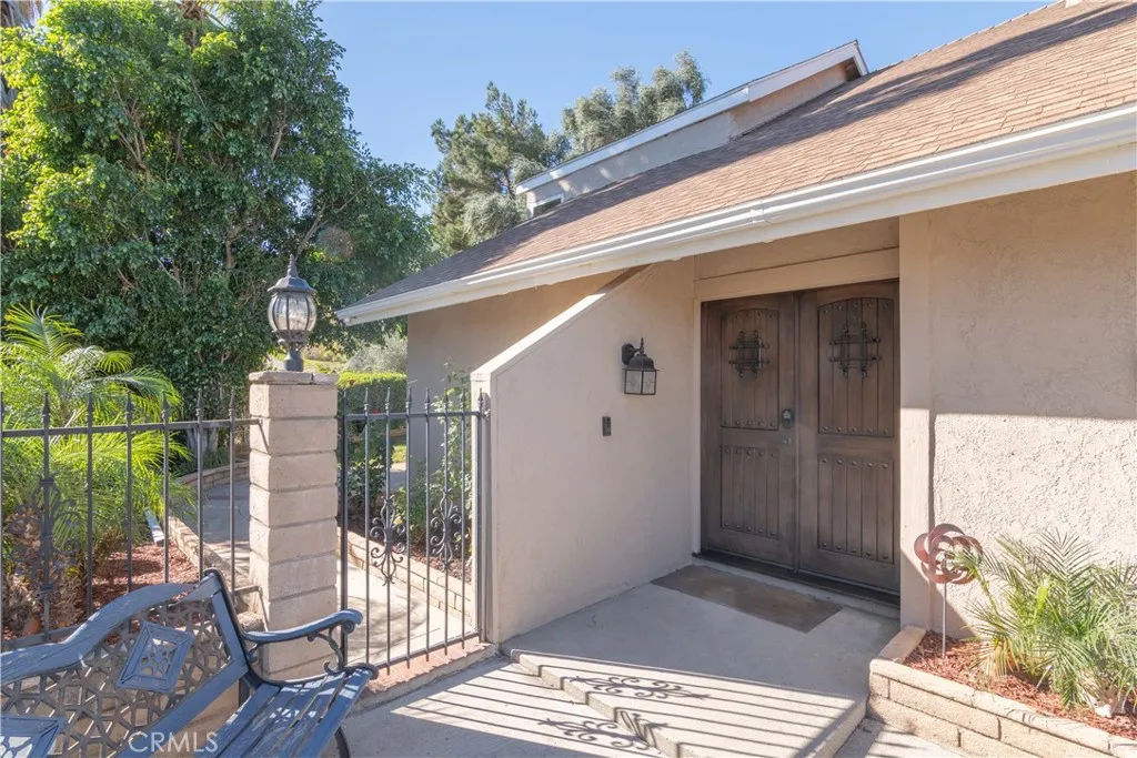 8303 Whispering Tree, Jurupa Valley, California 92509 home-pic-39