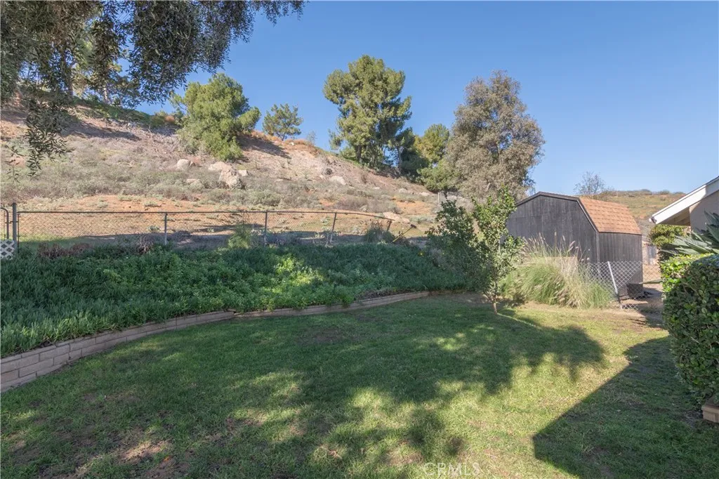 8303 Whispering Tree, Jurupa Valley, California 92509 home-pic-29
