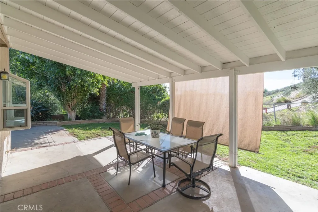 8303 Whispering Tree, Jurupa Valley, California 92509 home-pic-37