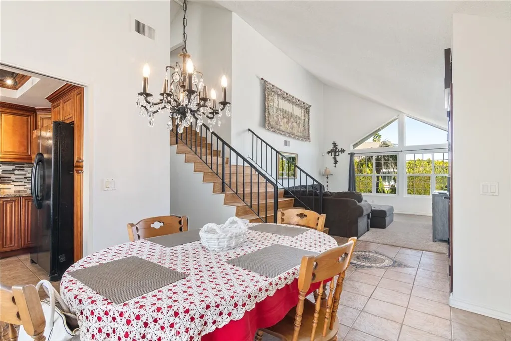 8303 Whispering Tree, Jurupa Valley, California 92509 home-pic-17