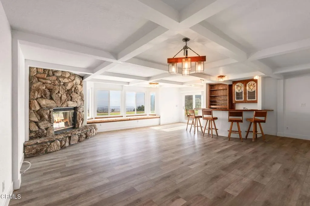 1020 Via Cielito, Ventura, California 93003 home-pic-2