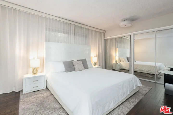 Bedroom 1 w/ shower and tub