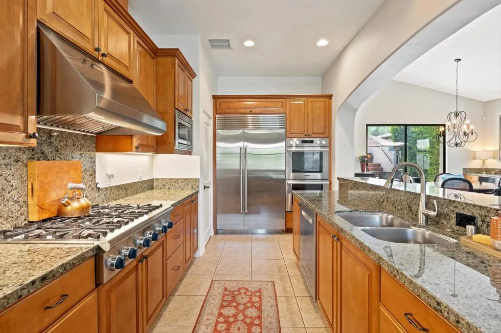 80680 Via Tranquila, La Quinta, California 92253 home-pic-24