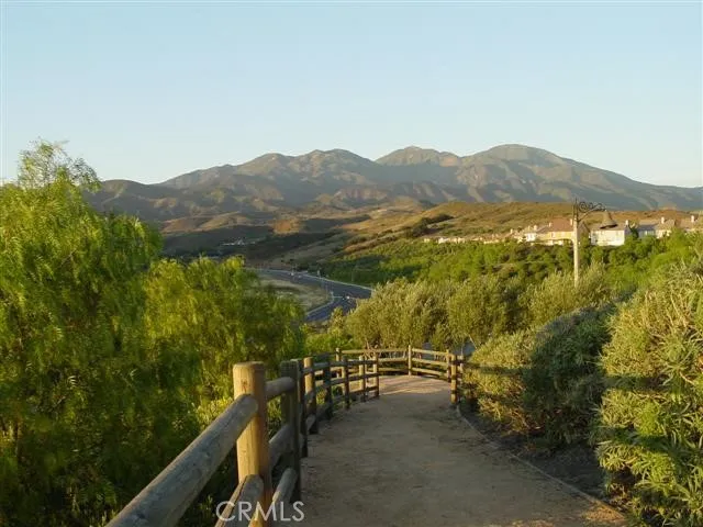 Wilderness trails wrap around the community.