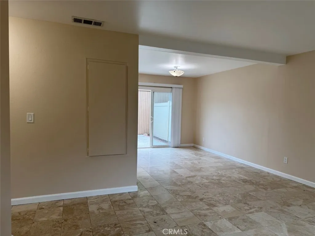 1115 Clark Street, Riverside, California 92501 home-pic-1