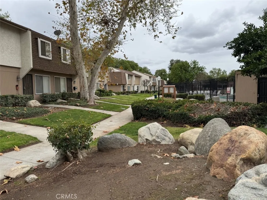 1115 Clark Street, Riverside, California 92501 home-pic-18