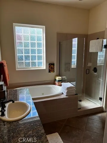 Dual sink vanity