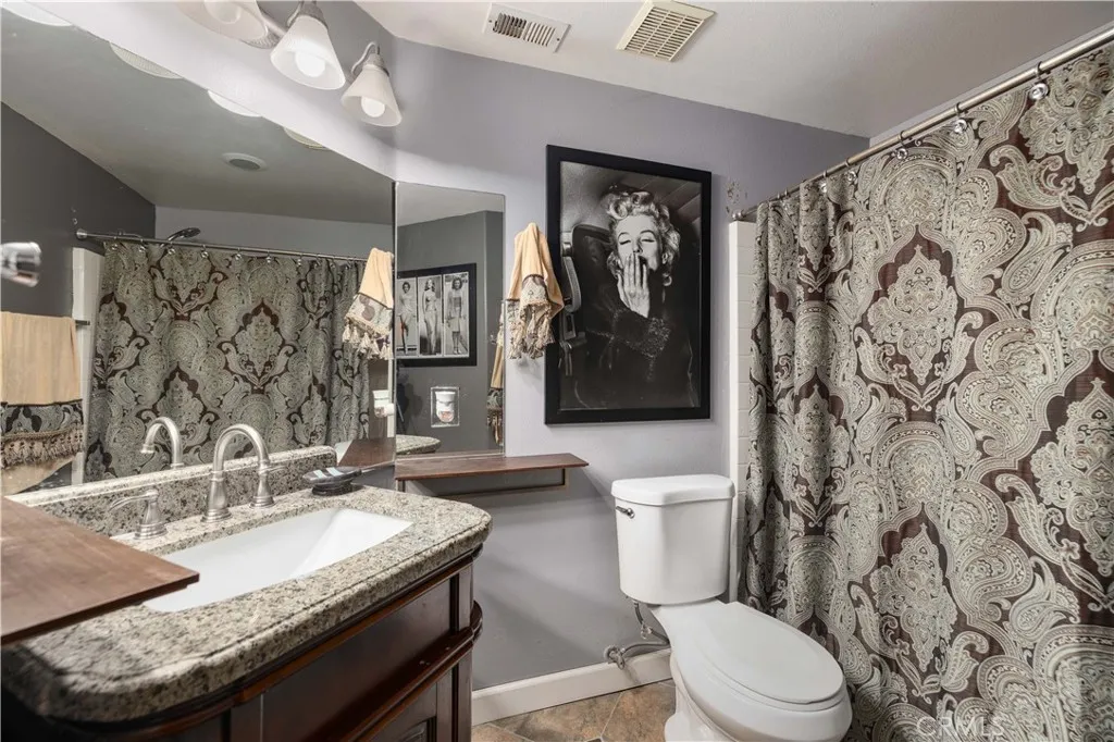 3734 Las Palmas, Palmdale, California 93550 home-pic-20