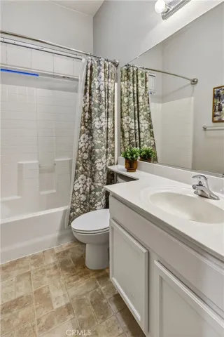 851 Alabaster Court, Atwater, California 95301