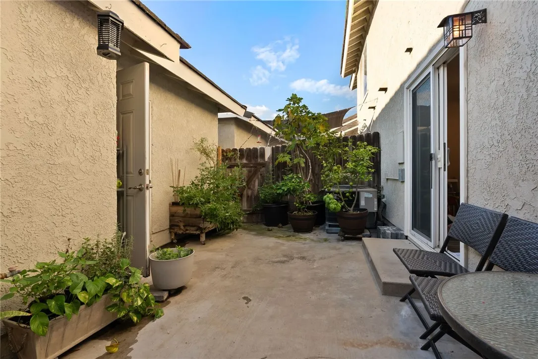 576 N Clemson Drive 114, Anaheim, California 92801 home-pic-19