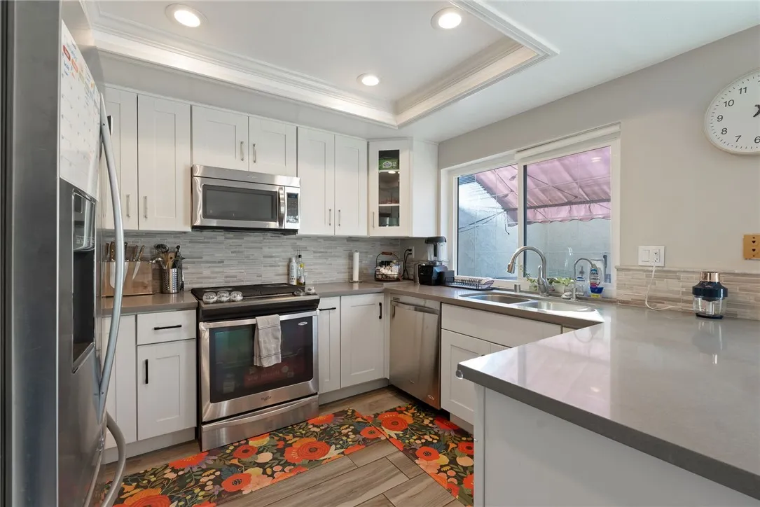 576 N Clemson Drive 114, Anaheim, California 92801 home-pic-7