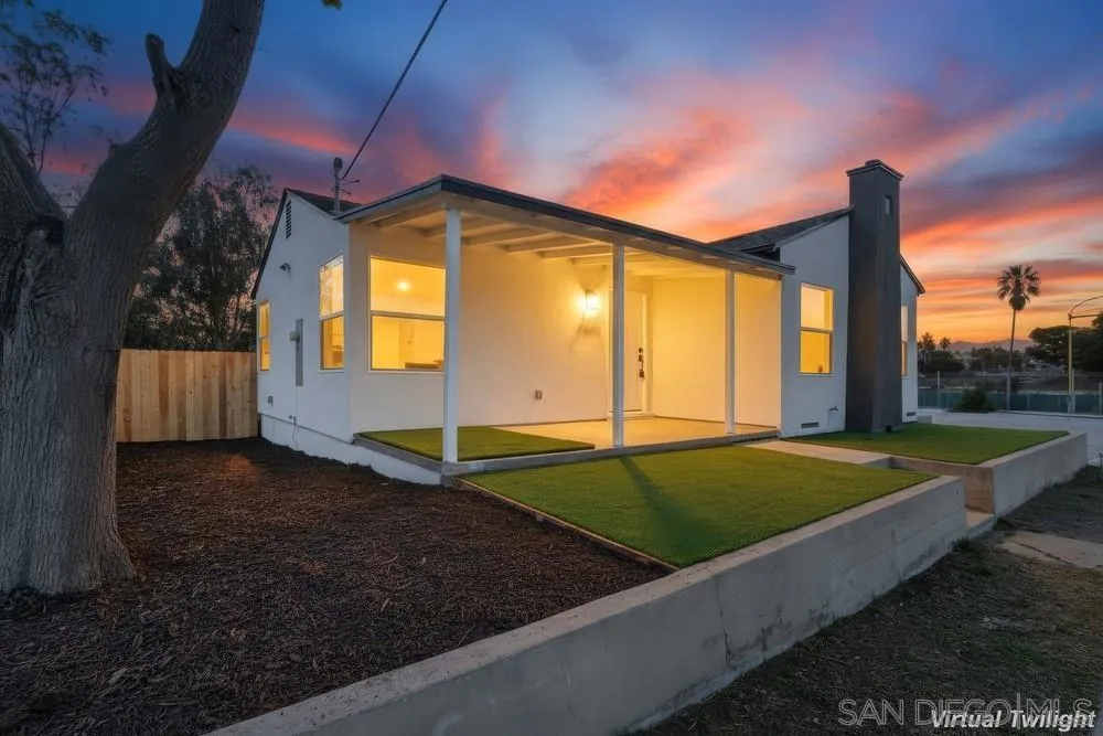 2537 E E 13th St, National City, California 91950 home-pic-11