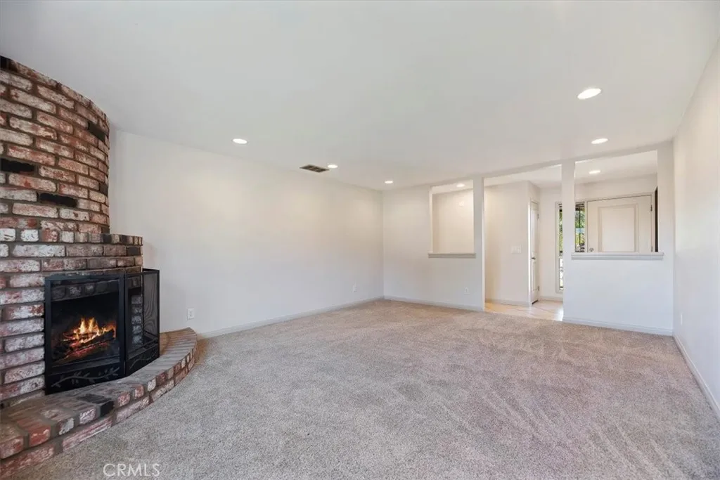 5470 Manline, Jurupa Valley, California 91752 home-pic-4