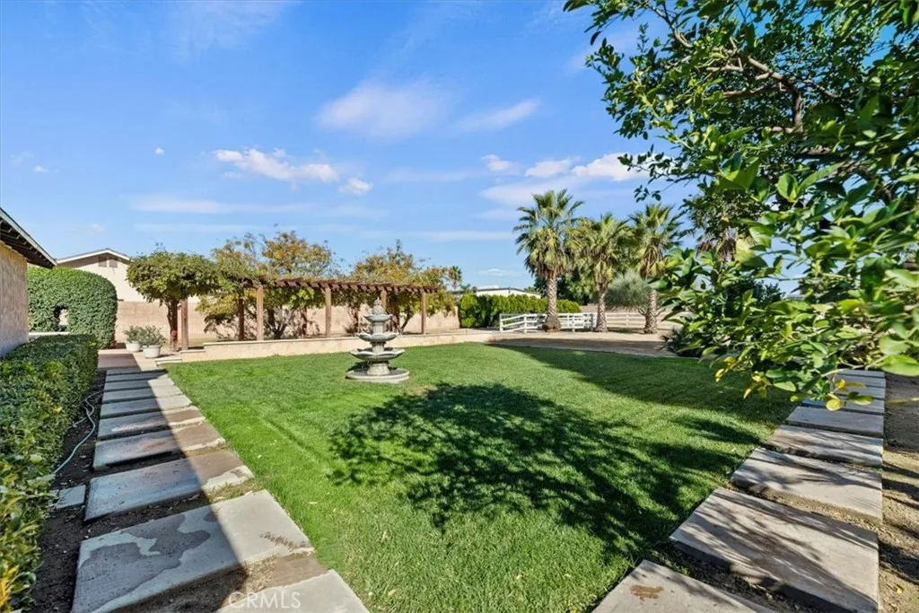 5470 Manline, Jurupa Valley, California 91752 home-pic-26