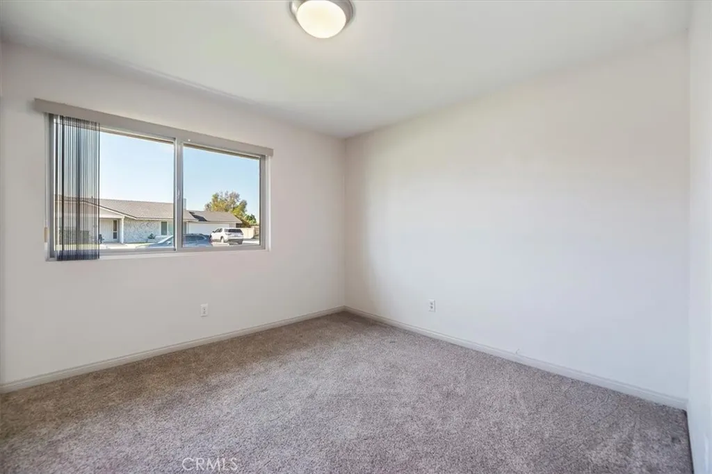 5470 Manline, Jurupa Valley, California 91752 home-pic-16