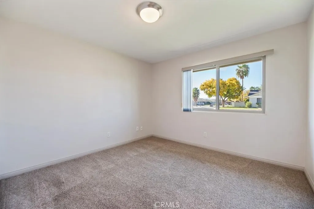 5470 Manline, Jurupa Valley, California 91752 home-pic-17