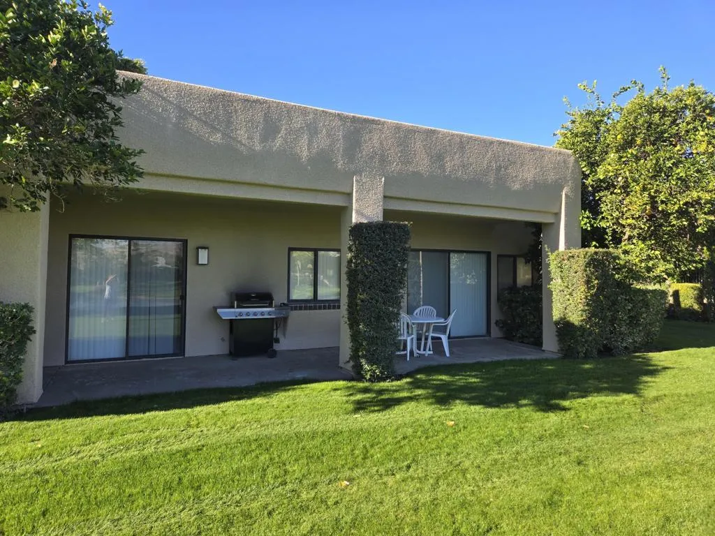 29020 Isleta Court, Cathedral City, California 92234 home-pic-24