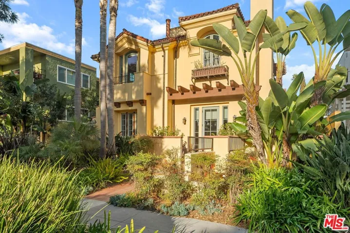 941 11th Street 2, Santa Monica, California 90403