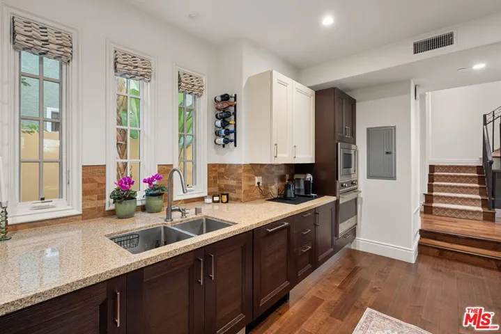 941 11th Street 2, Santa Monica, California 90403