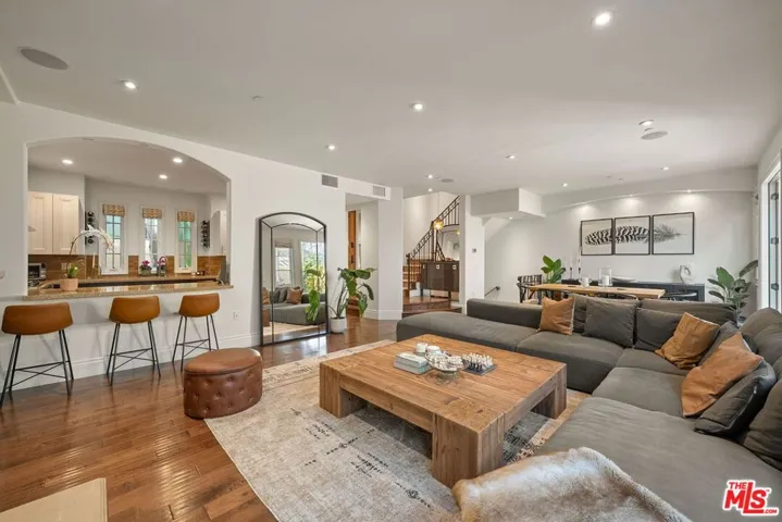 941 11th Street 2, Santa Monica, California 90403