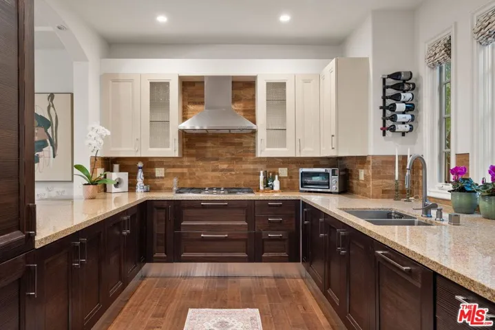 941 11th Street 2, Santa Monica, California 90403