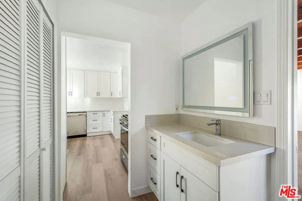 3704 Lorado Way, View Park, California 90043 home-pic-10