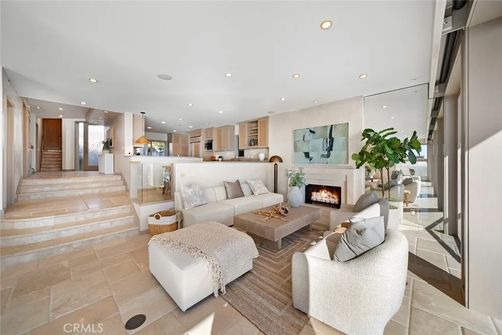 1907 Ocean Way, Laguna Beach, California 92651 home-pic-39