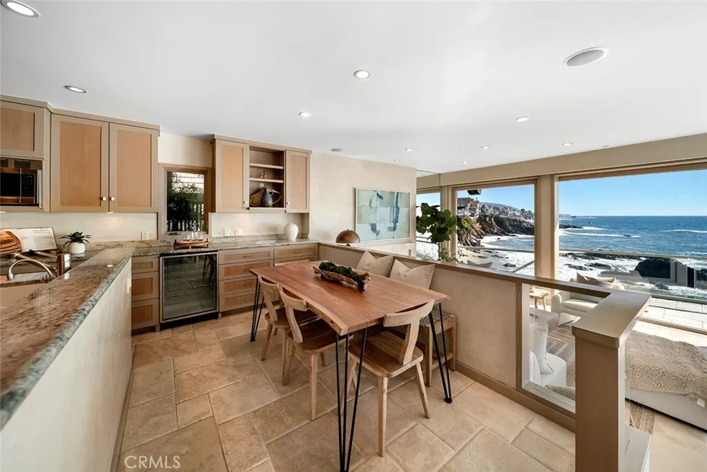 1907 Ocean Way, Laguna Beach, California 92651 home-pic-8