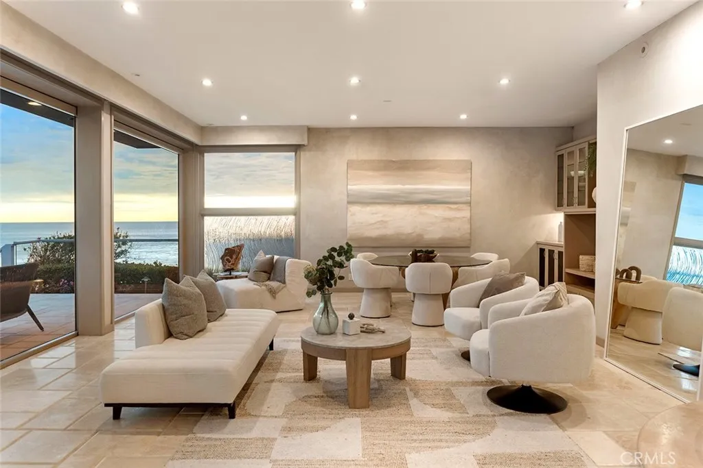 1907 Ocean Way, Laguna Beach, California 92651 home-pic-4