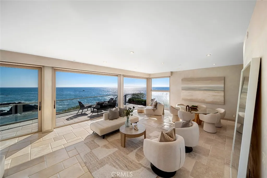 1907 Ocean Way, Laguna Beach, California 92651 home-pic-9