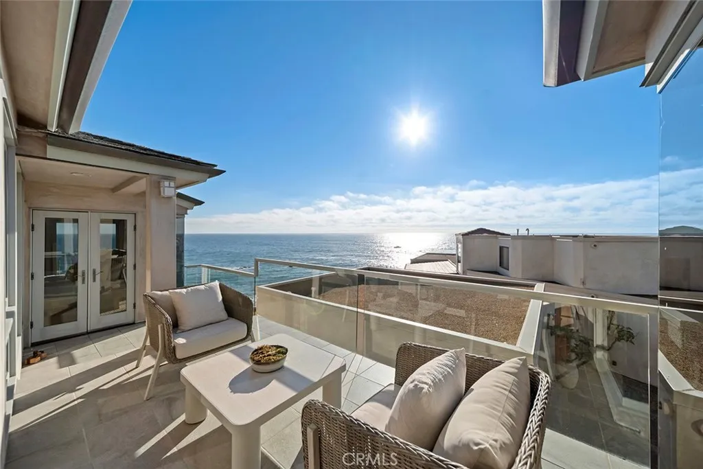 1907 Ocean Way, Laguna Beach, California 92651 home-pic-48
