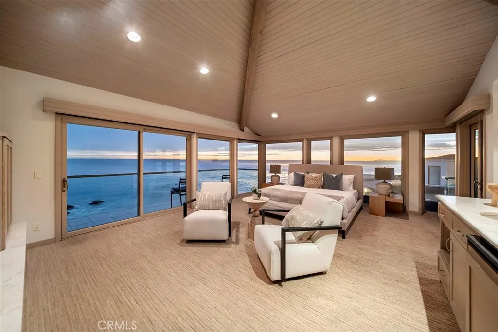 1907 Ocean Way, Laguna Beach, California 92651 home-pic-24