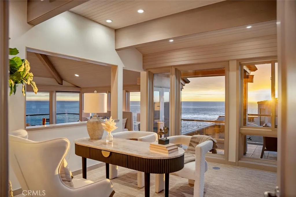 1907 Ocean Way, Laguna Beach, California 92651 home-pic-23