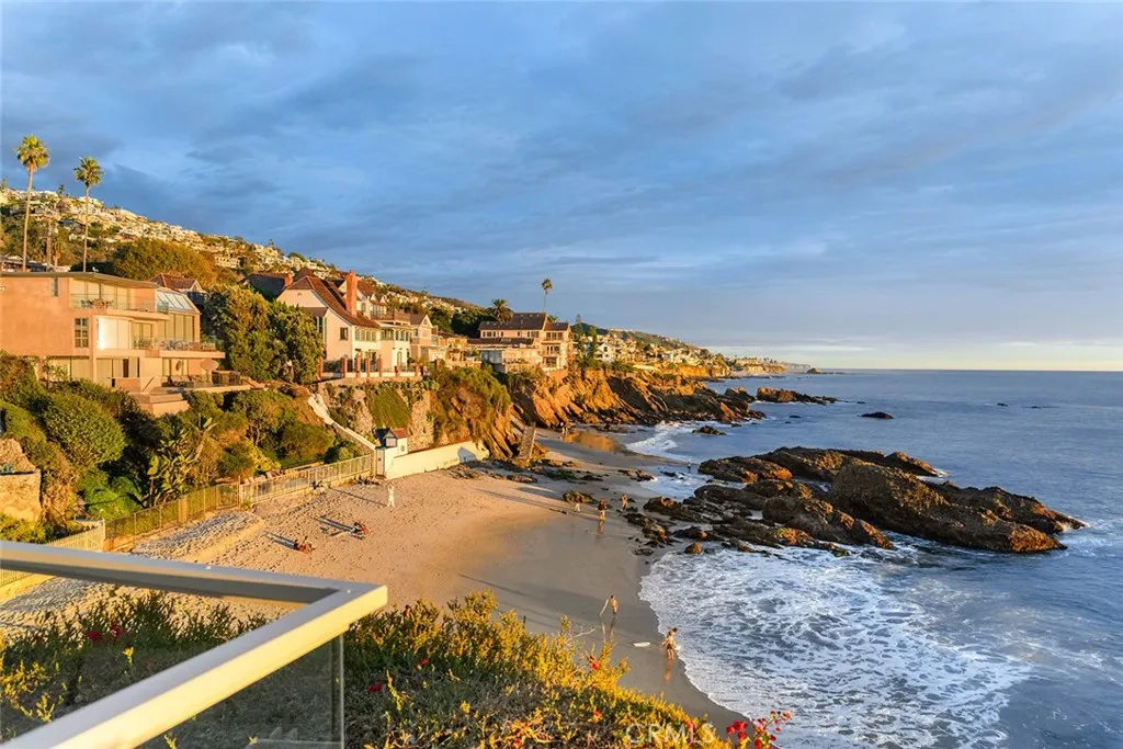 1907 Ocean Way, Laguna Beach, California 92651 home-pic-21