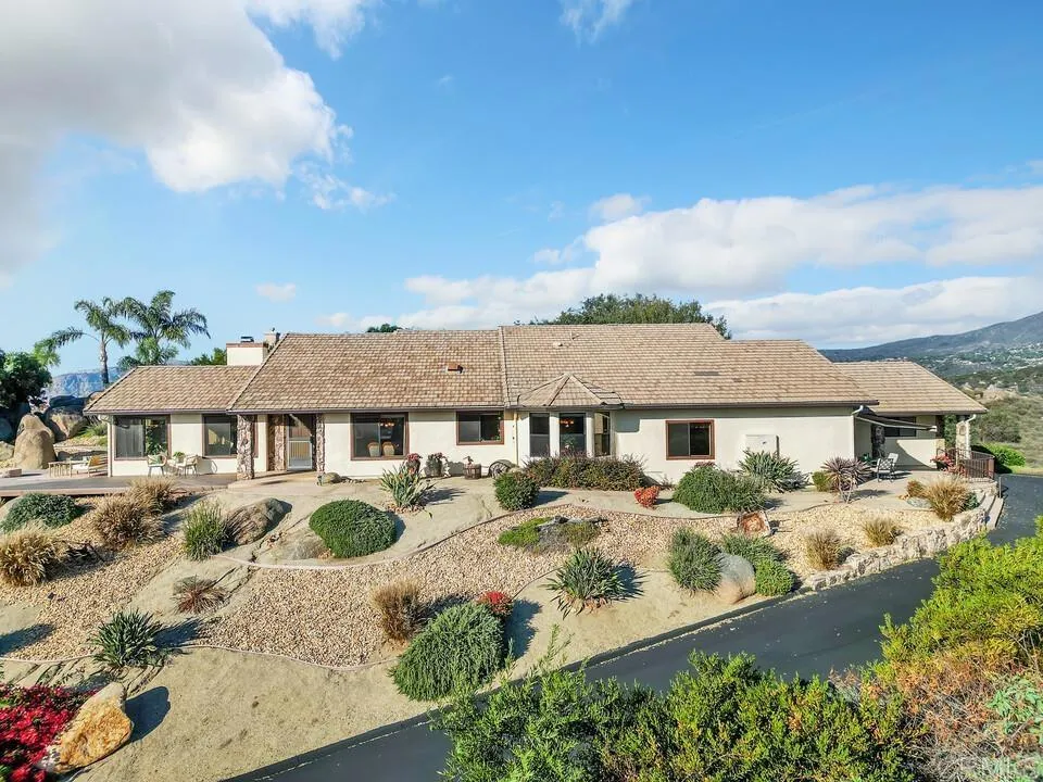 2302 Shaylene Way, Alpine, California 91901 home-pic-39