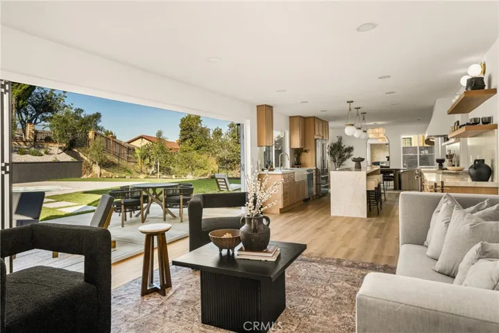 2361 Cherry Gate, Hacienda Heights, California 91745