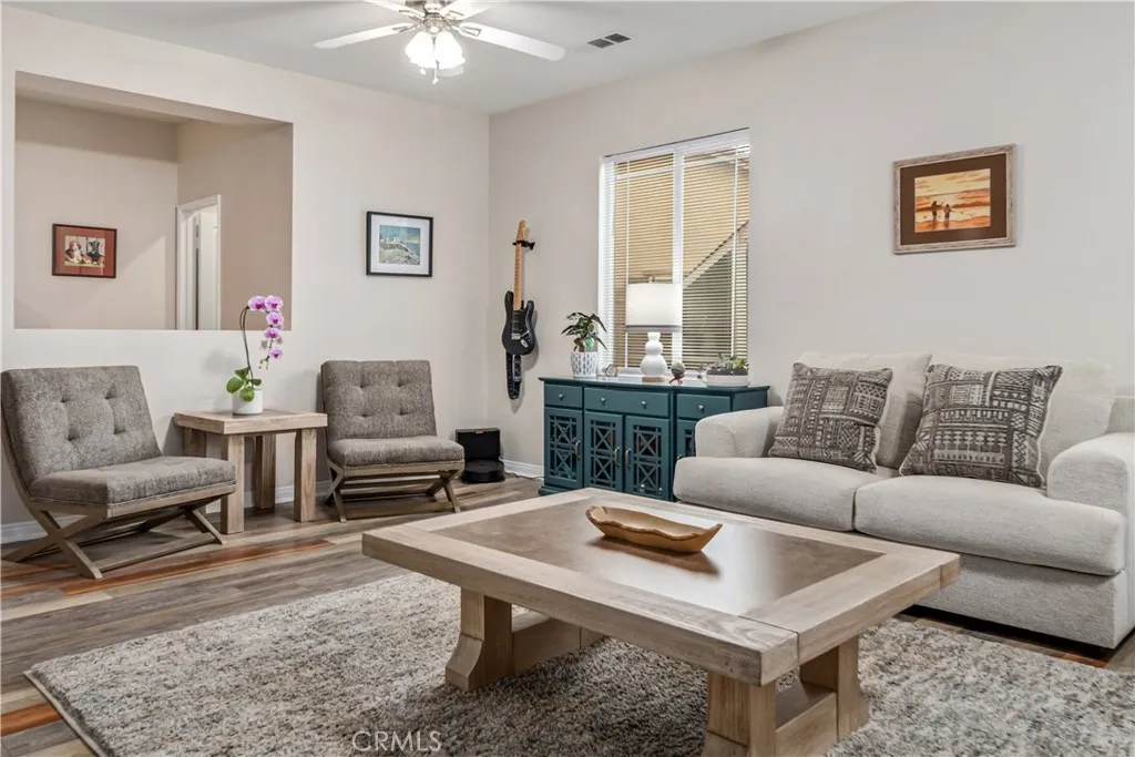 42715 Raywood, Lancaster, California 93536 home-pic-11