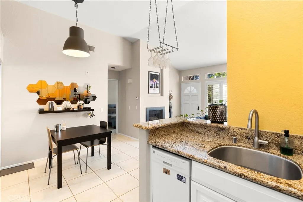 27 Castano, Rancho Santa Margarita, California 92688 home-pic-12