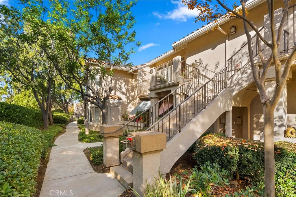 27 Castano, Rancho Santa Margarita, California 92688 home-pic-22