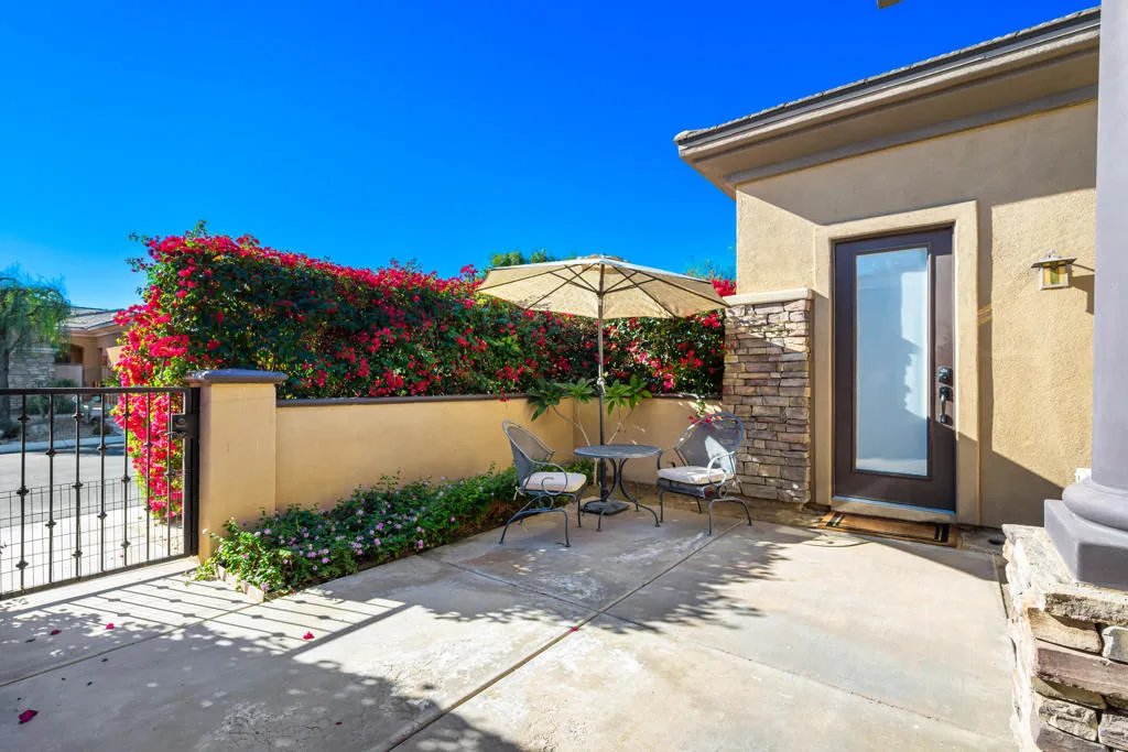 106 Batista Court, Palm Desert, California 92211 home-pic-9