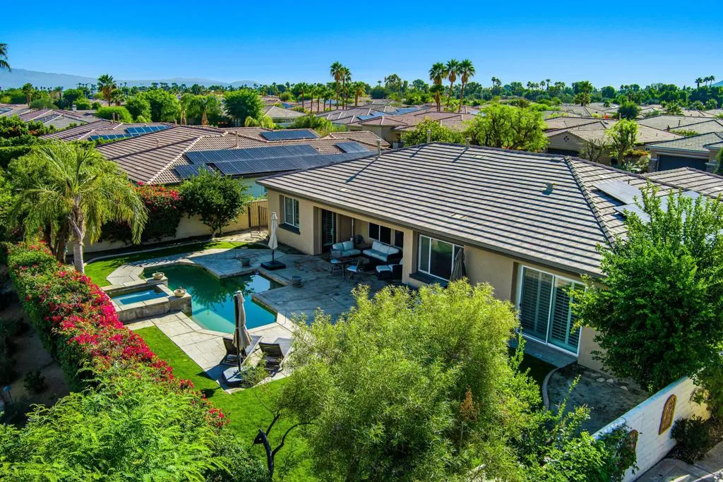 106 Batista Court, Palm Desert, California 92211 home-pic-3